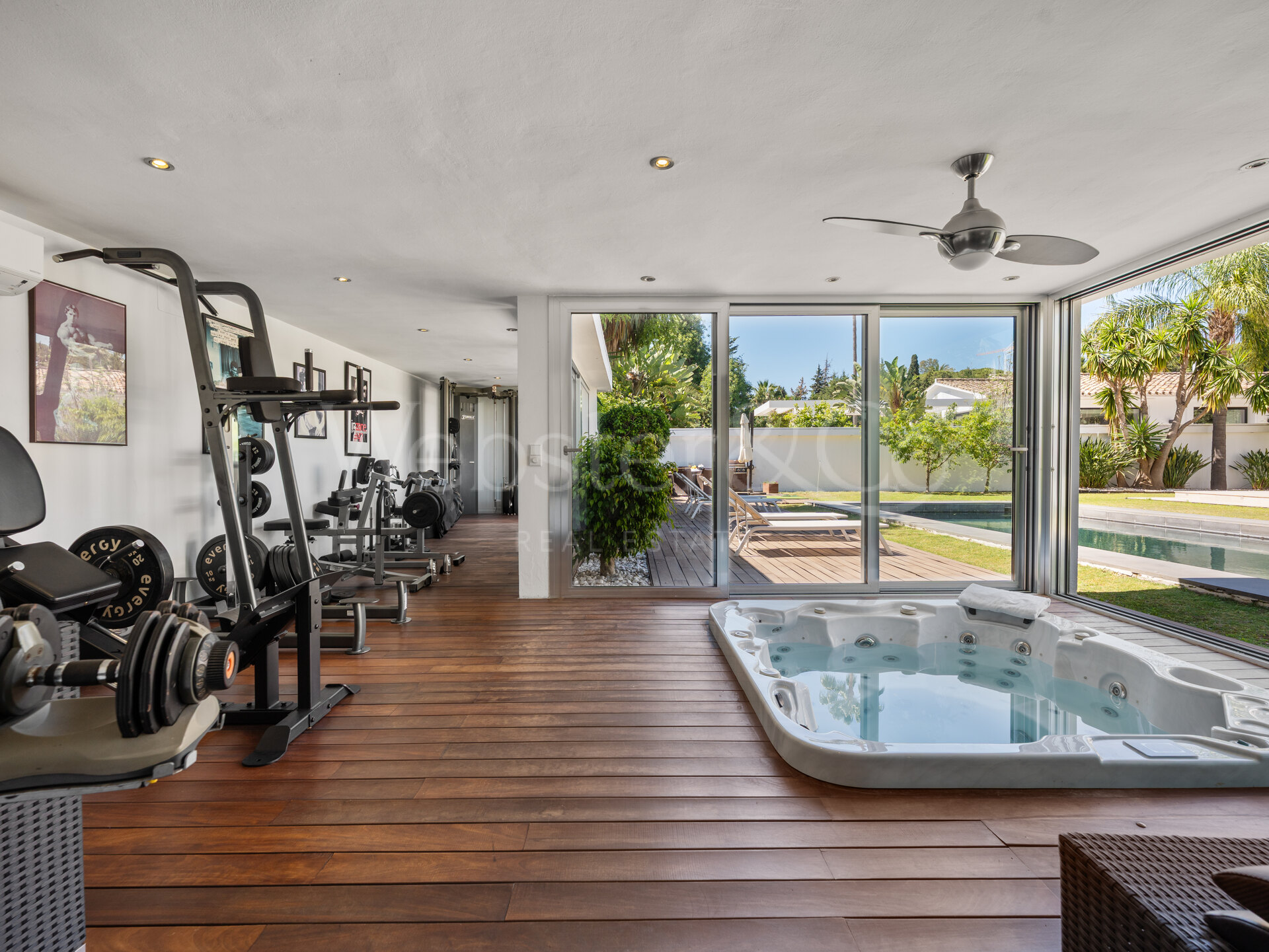 Villa Darya - Quiet Luxury in Nueva Andalucia
