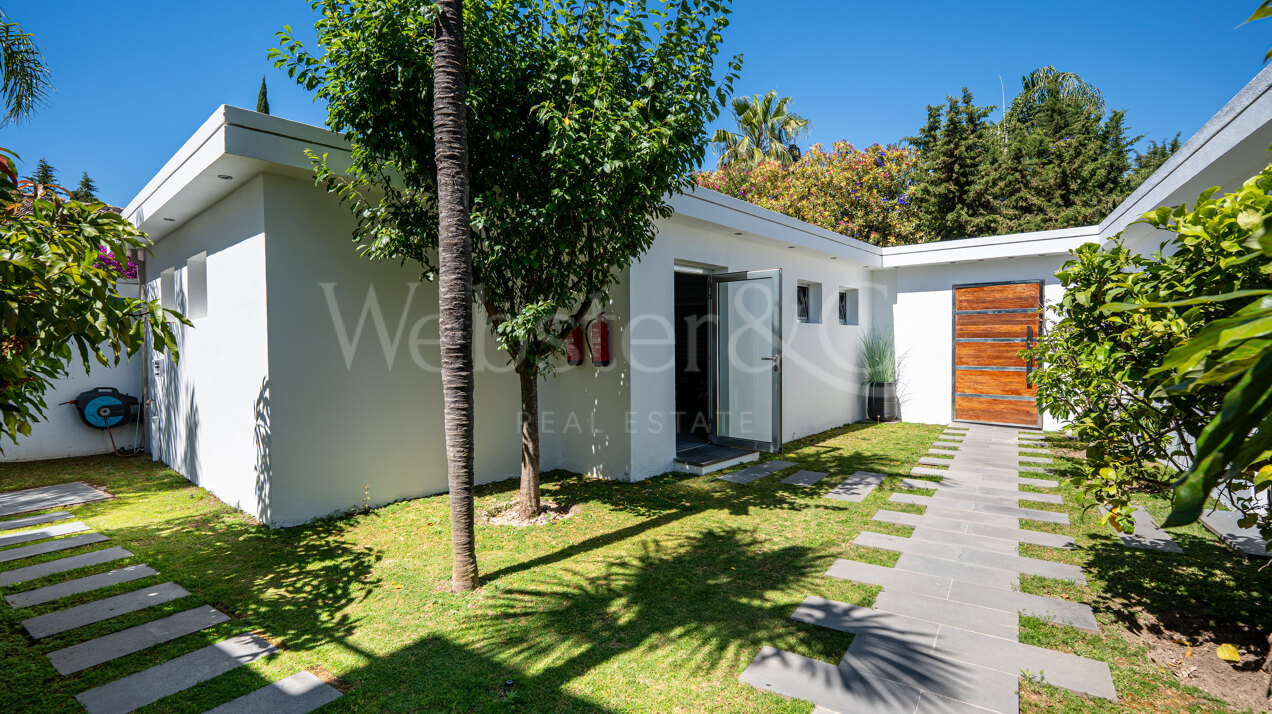 Villa Darya - Quiet Luxury in Nueva Andalucia