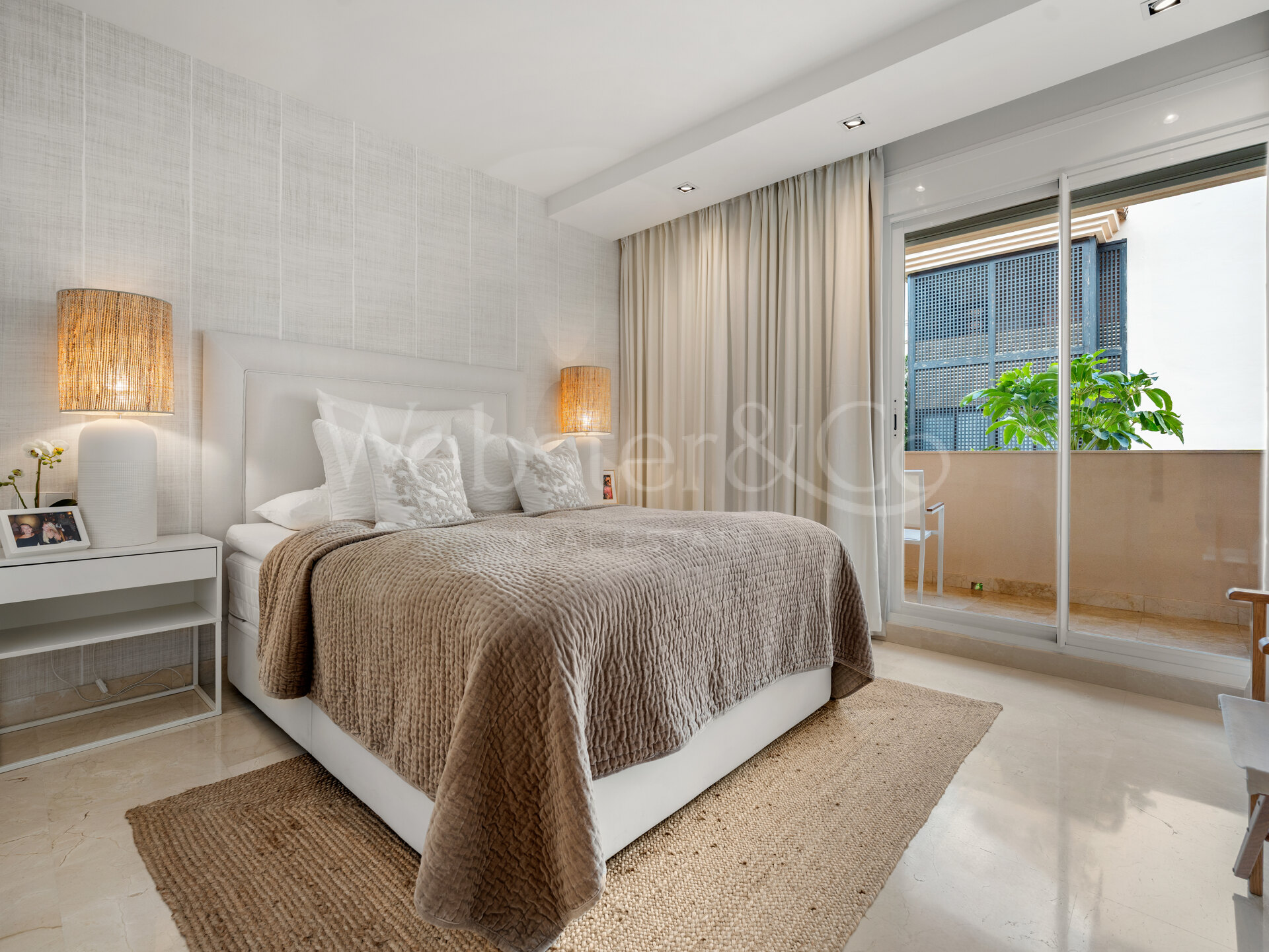 Apartment Phoenix - Elegancia Renovada, Nueva Andalucia