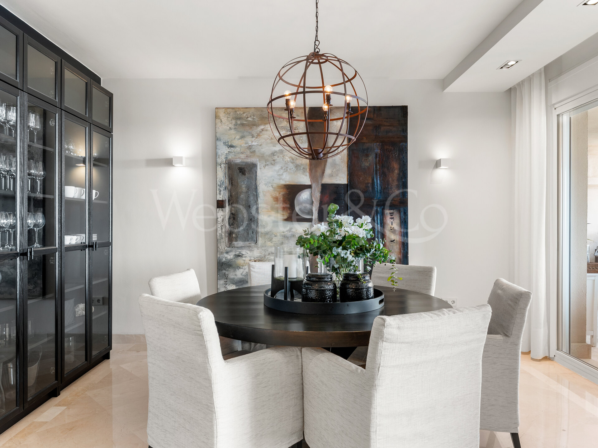 Apartment Phoenix - Elegancia Renovada, Nueva Andalucia