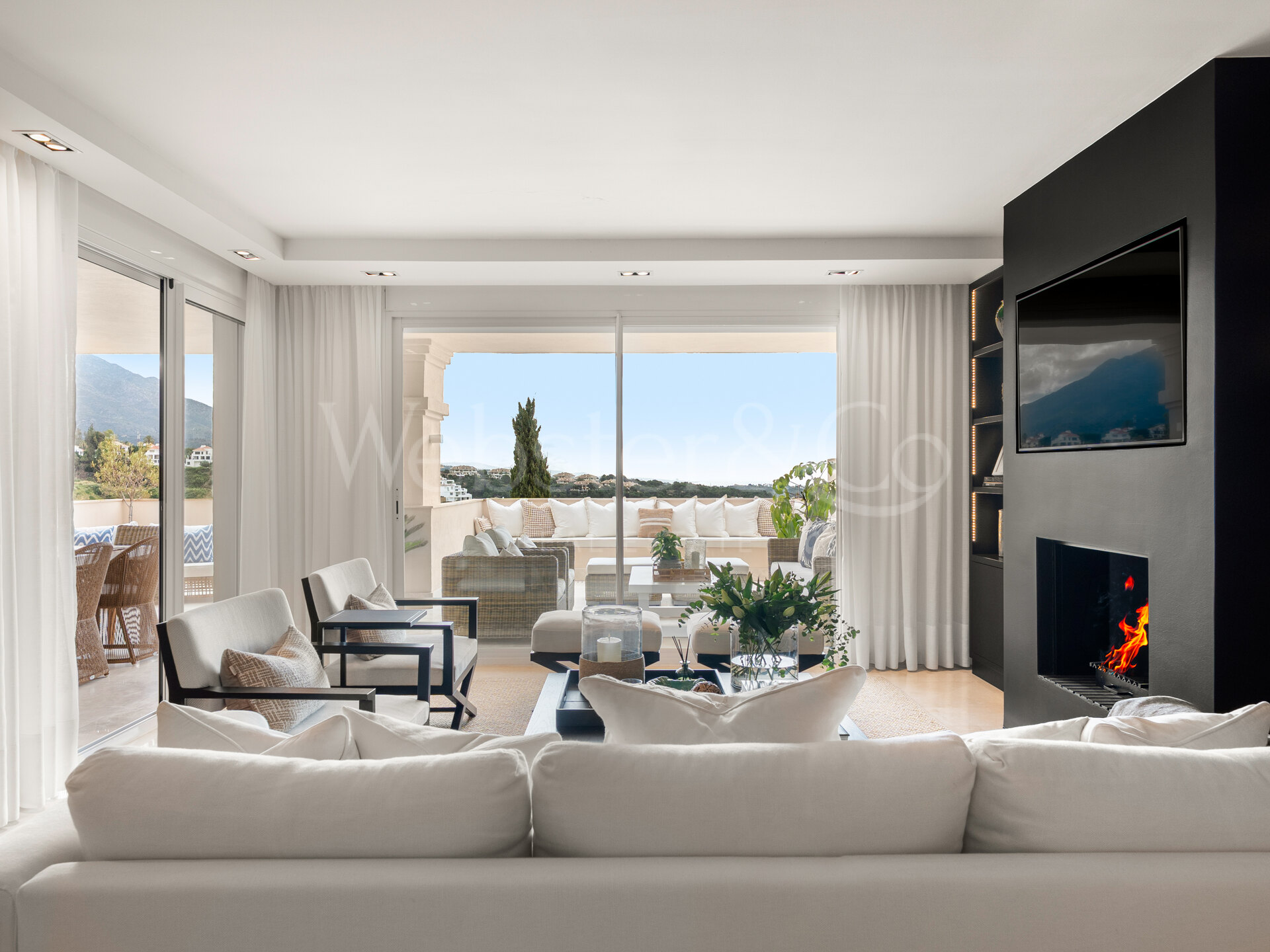 Apartment Phoenix - Elegancia Renovada, Nueva Andalucia