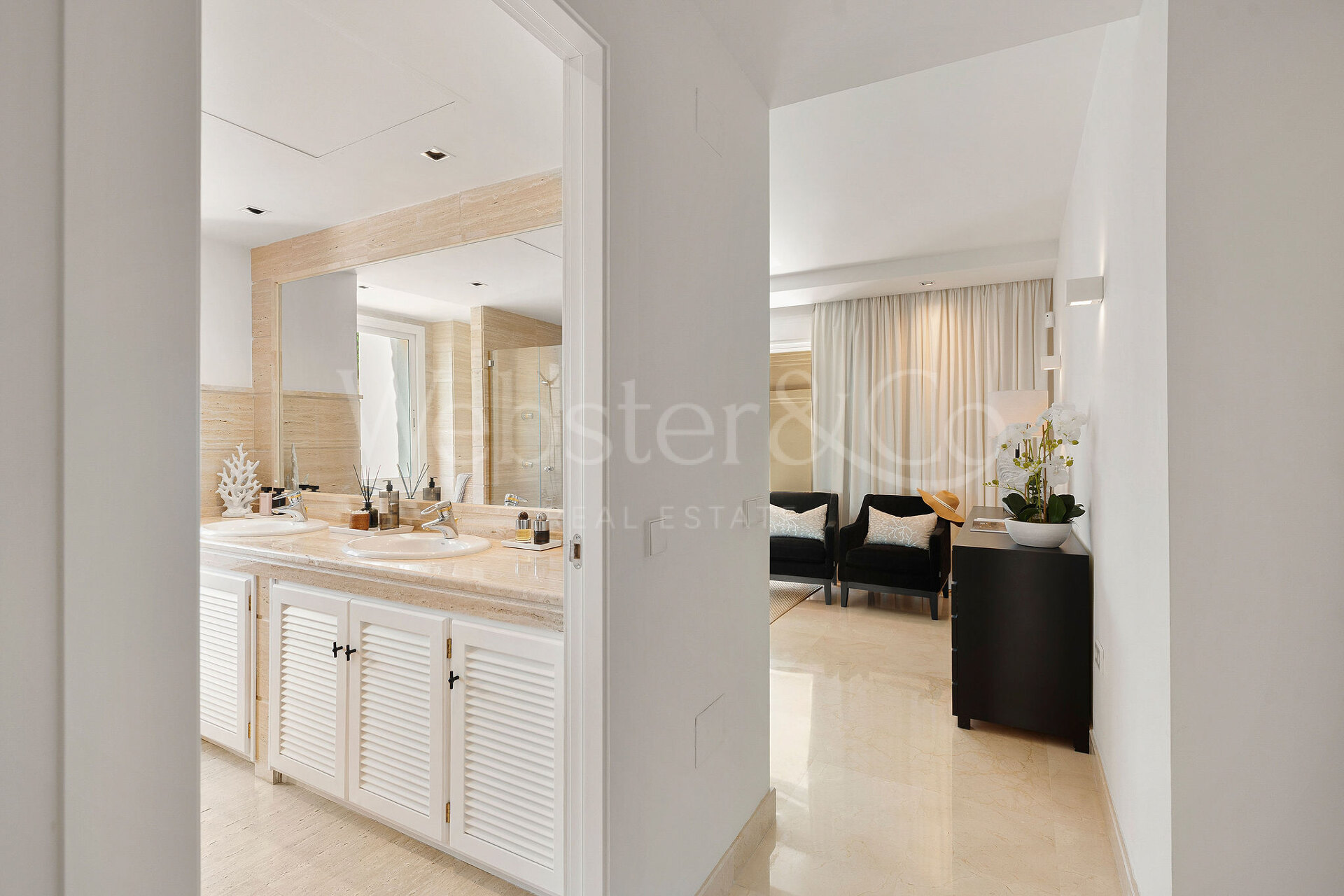 Apartment Phoenix - Elegancia Renovada, Nueva Andalucia