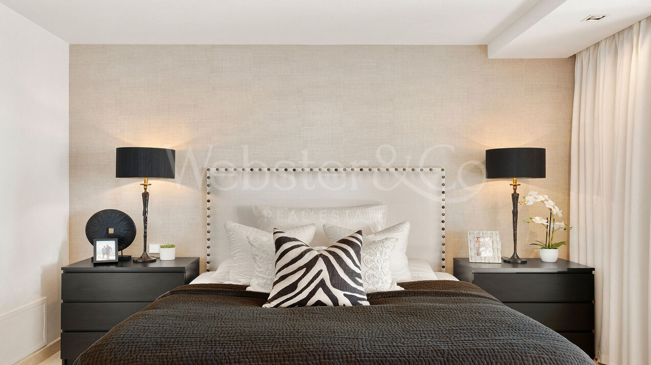 Apartment Phoenix - Renovated Elegance, Nueva Andalucia