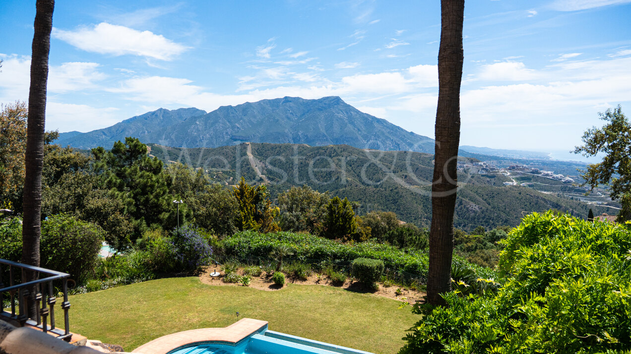 Villa Sylvan - Classical & Elegant Home, La Zagaleta