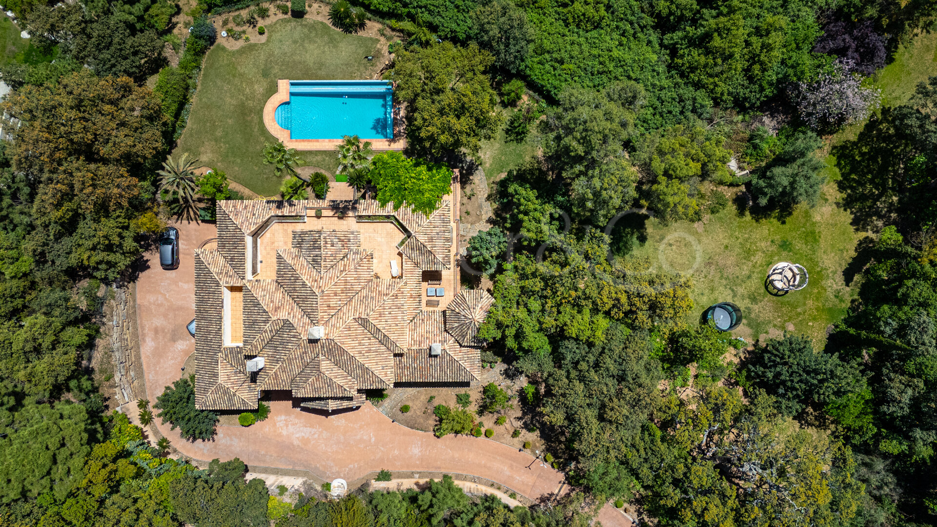 Villa Sylvan - Classical & Elegant Home, La Zagaleta