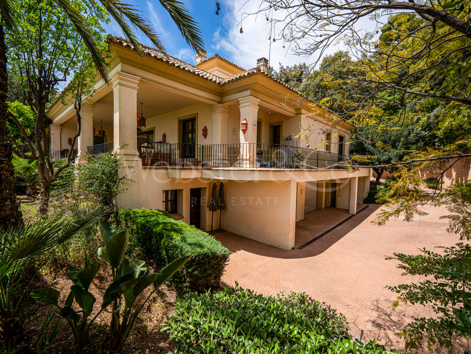 Villa Sylvan - Classical & Elegant Home, La Zagaleta