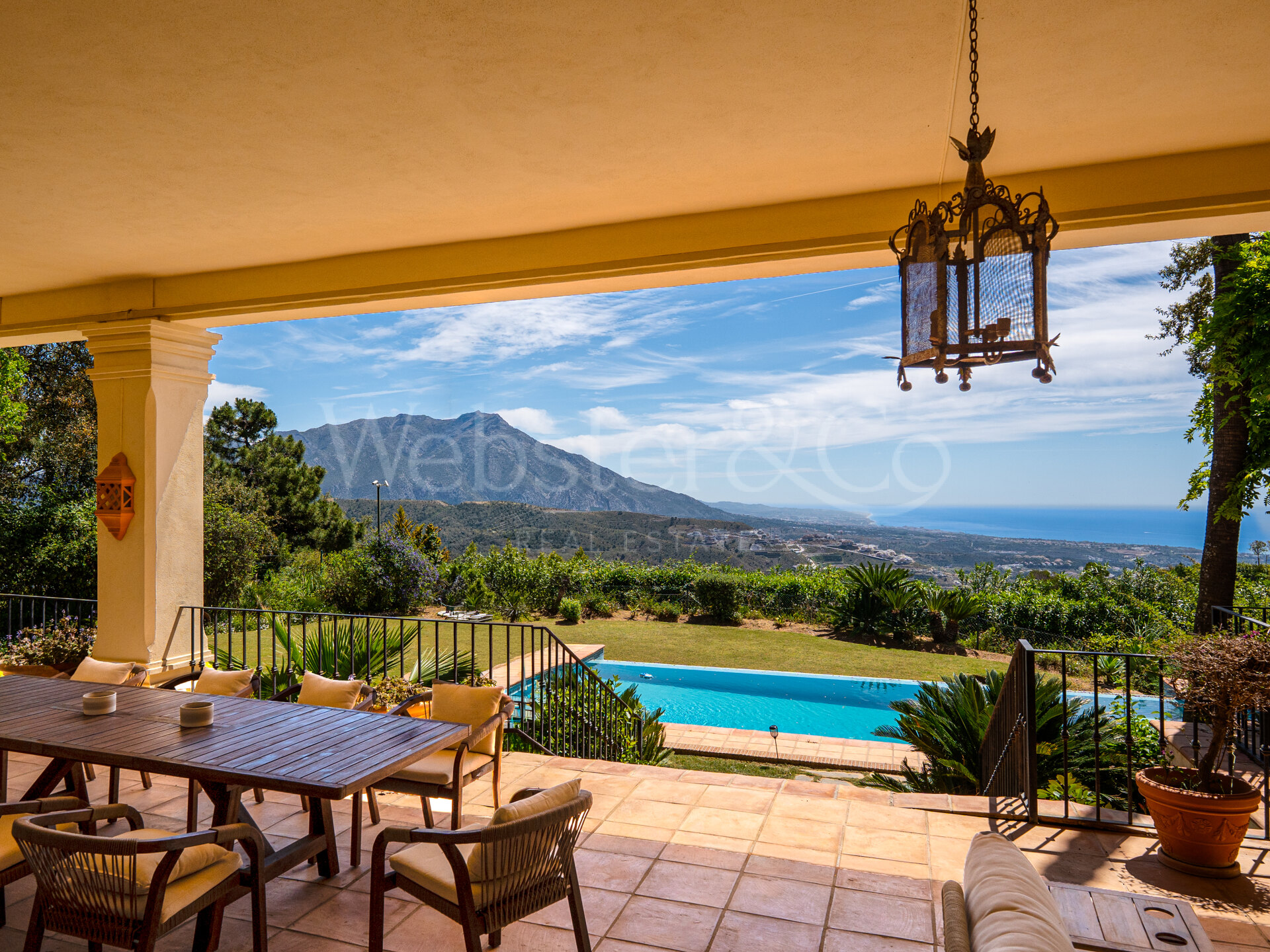 Villa Sylvan - Classical & Elegant Home, La Zagaleta
