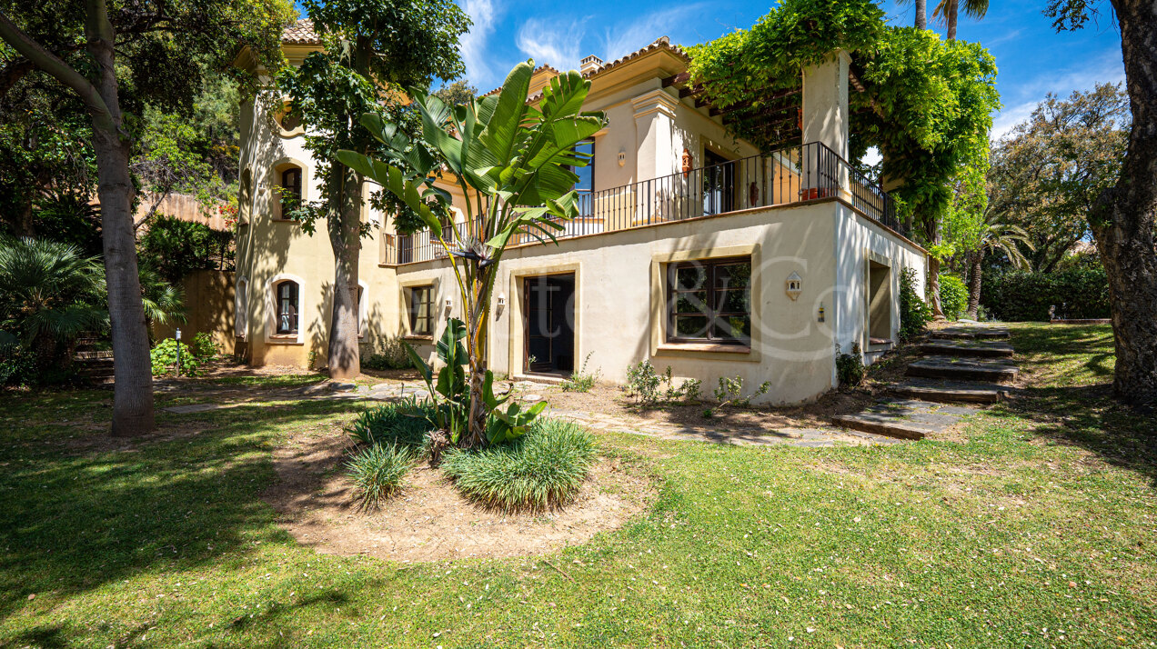 Villa Sylvan - Classical & Elegant Home, La Zagaleta