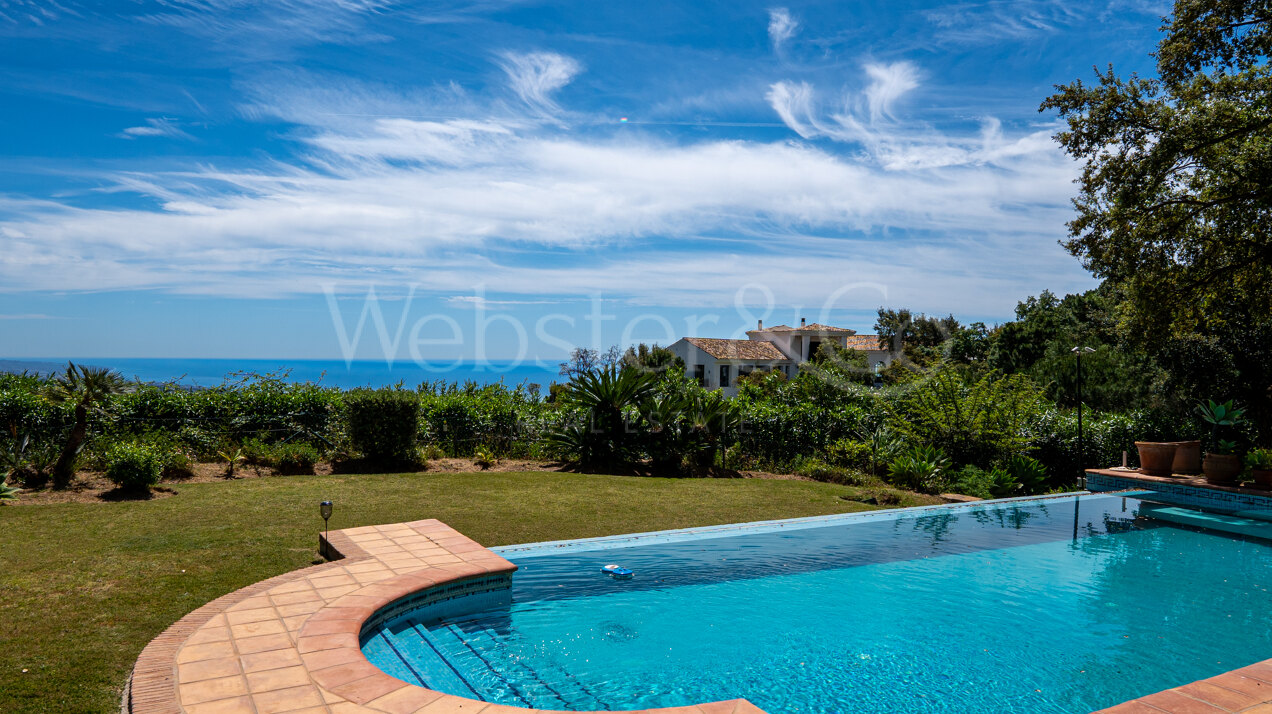 Villa Sylvan - Classical & Elegant Home, La Zagaleta