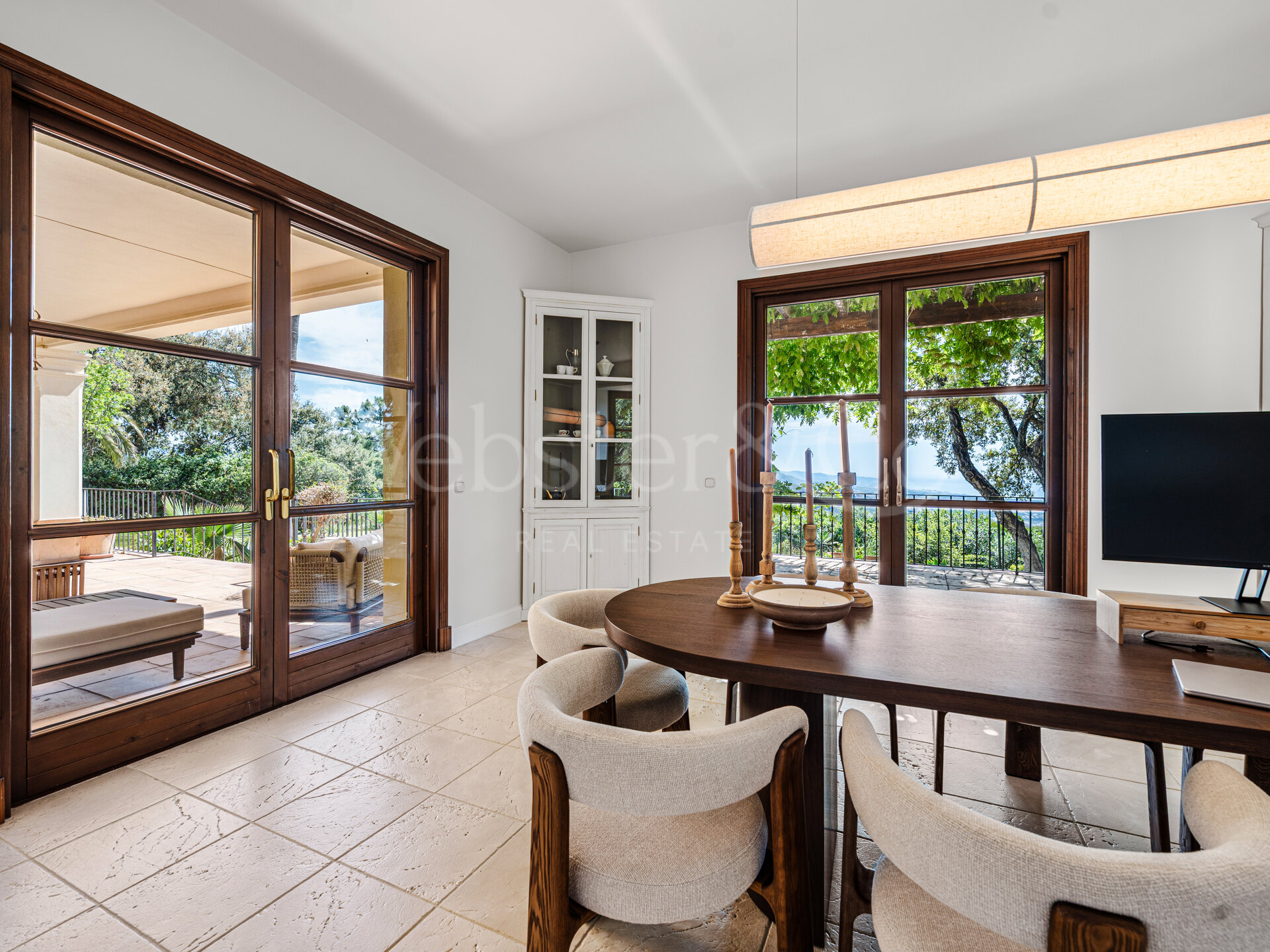 Villa Sylvan - Classical & Elegant Home, La Zagaleta
