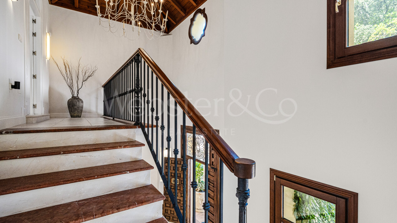 Villa Sylvan - Classical & Elegant Home, La Zagaleta