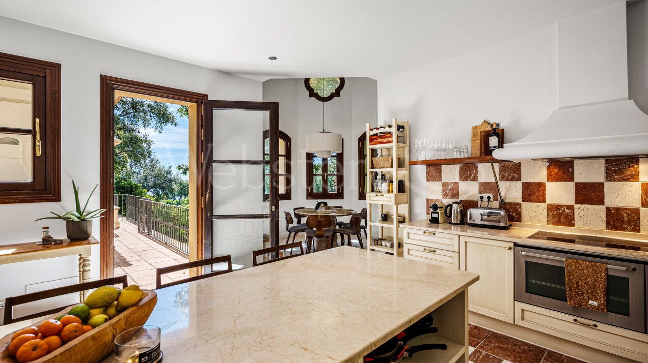 Villa Sylvan - Classical & Elegant Home, La Zagaleta