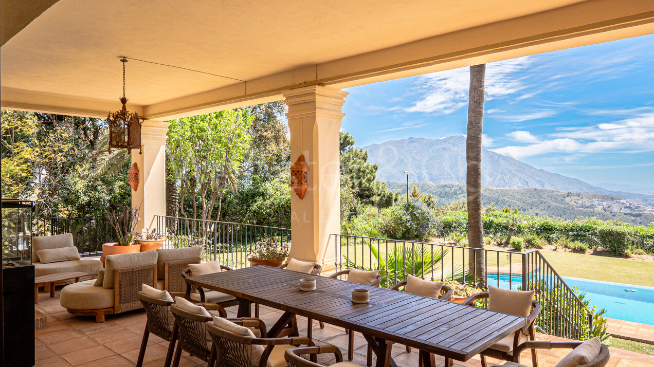 Villa Sylvan - Classical & Elegant Home, La Zagaleta