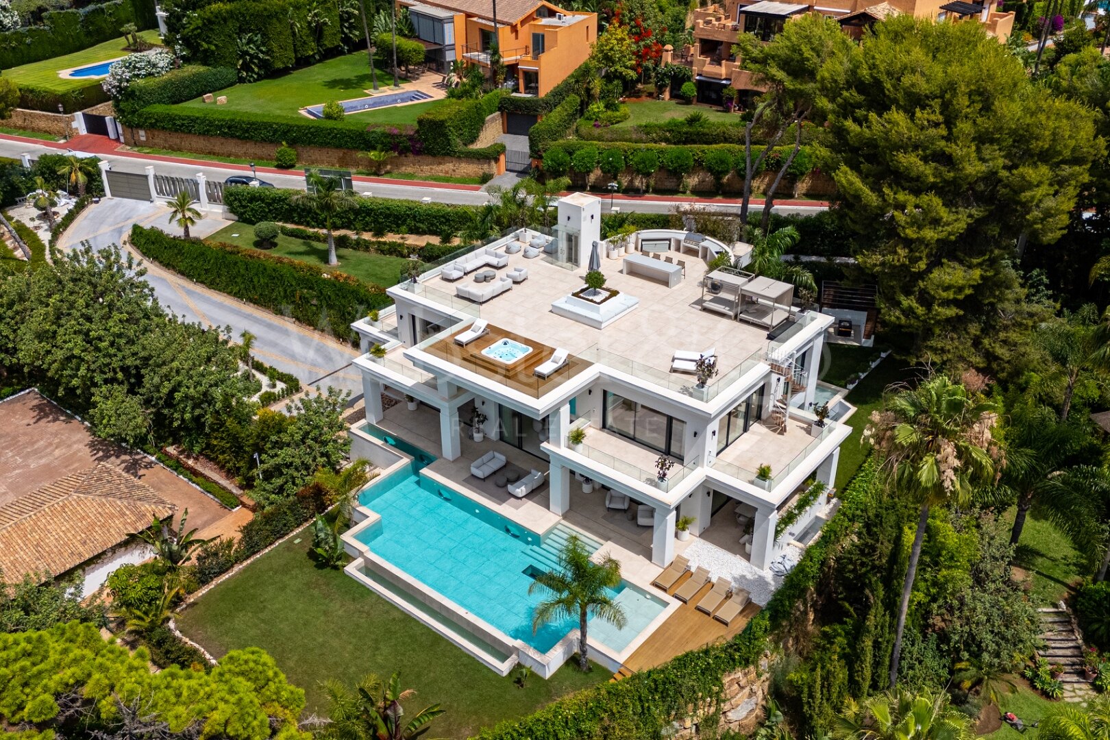 Villa Albinoni - Prestigious Home in Sierra Blanca