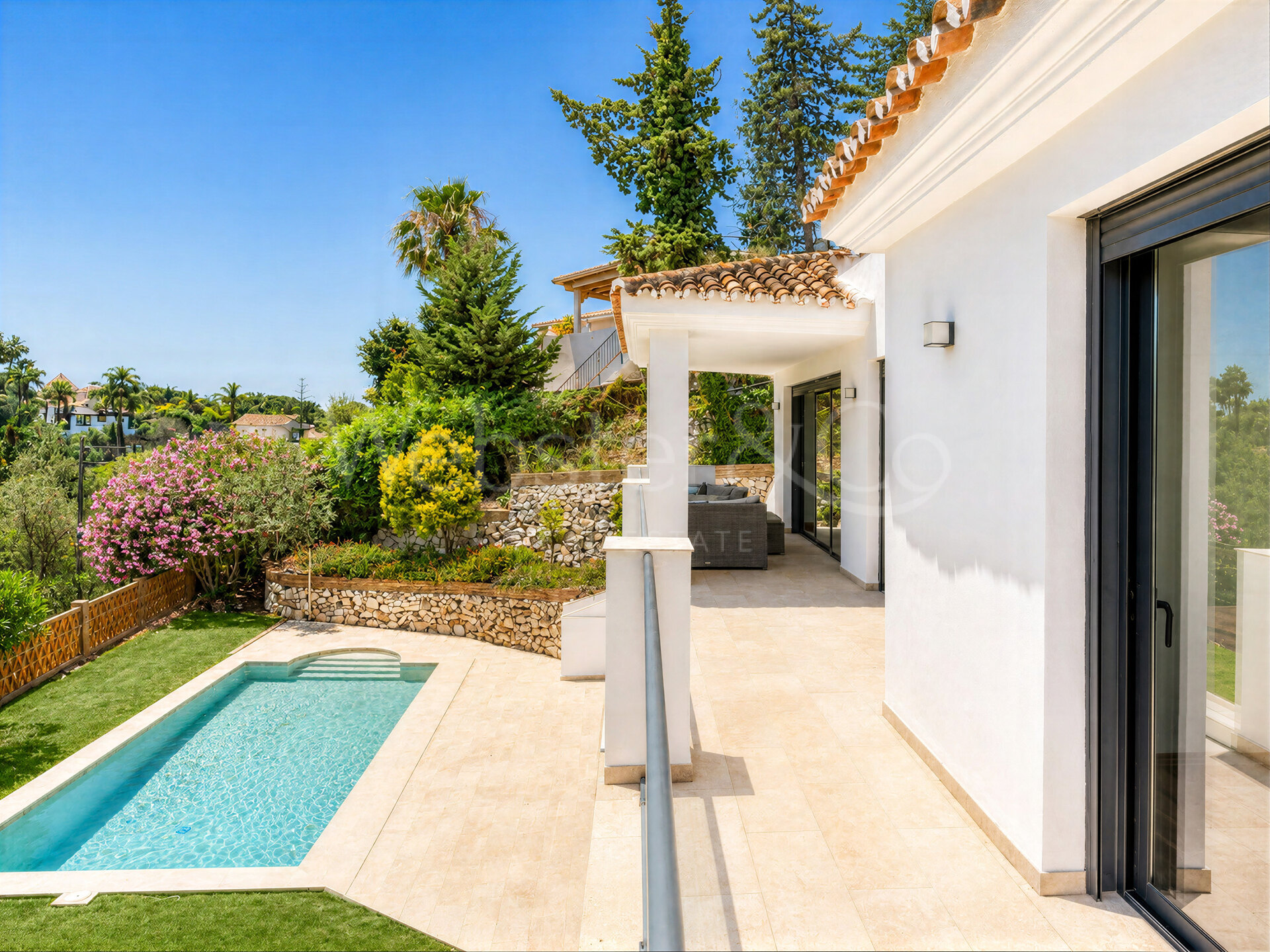 Villa Vera - Tranquil & Spacious Home in El Rosario
