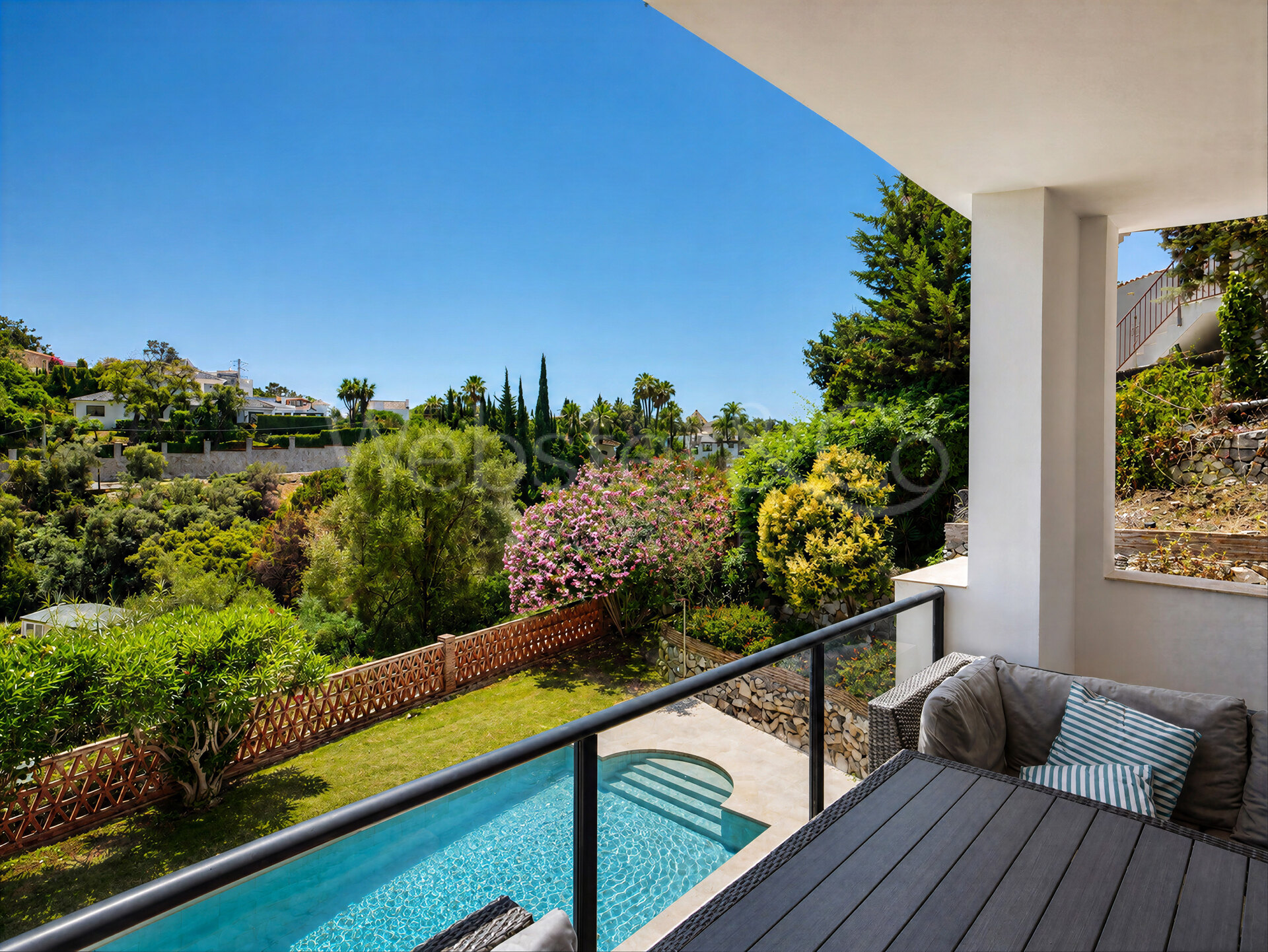 Villa Vera - Tranquil & Spacious Home in El Rosario