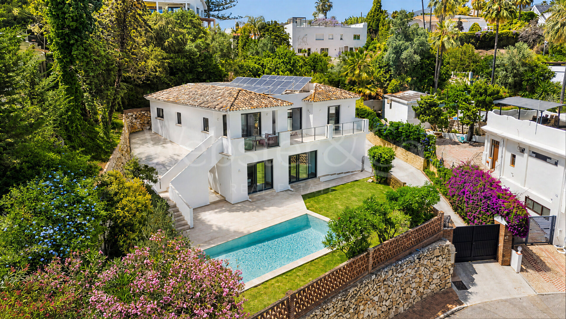Villa Vera - Tranquil & Spacious Home in El Rosario