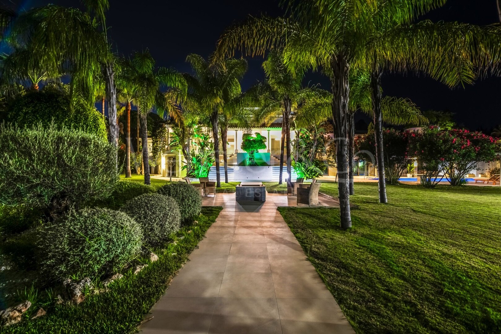 Villa Magnolia - Luxury Home in Guadalmina Baja