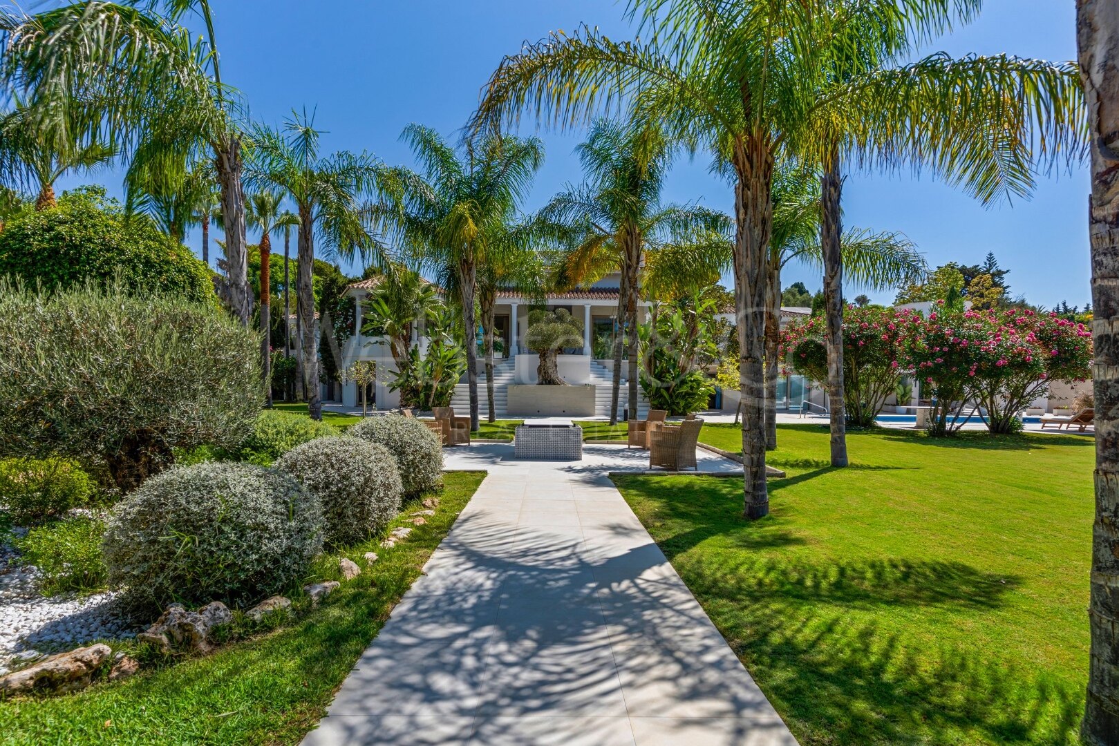 Villa Magnolia - Luxury Home in Guadalmina Baja
