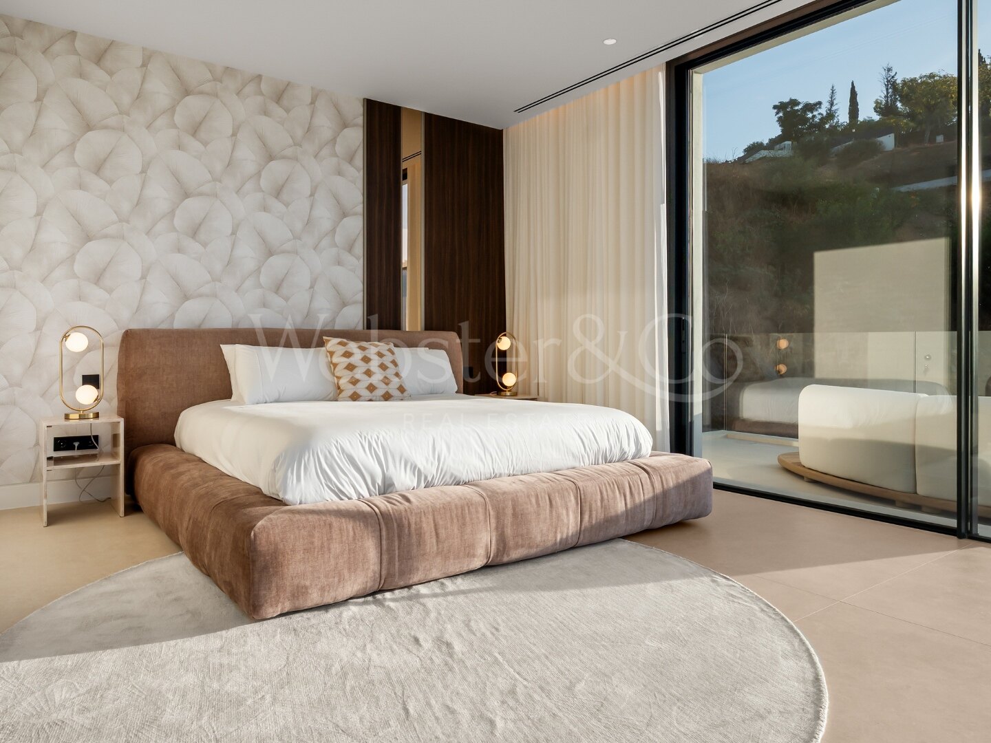 Villa Jade - Rare Opportunity in Marbella East
