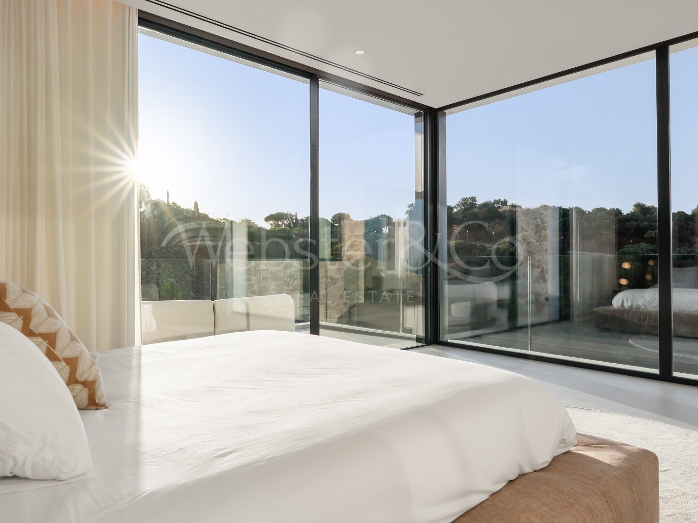 Villa Jade - Rare Opportunity in Marbella East