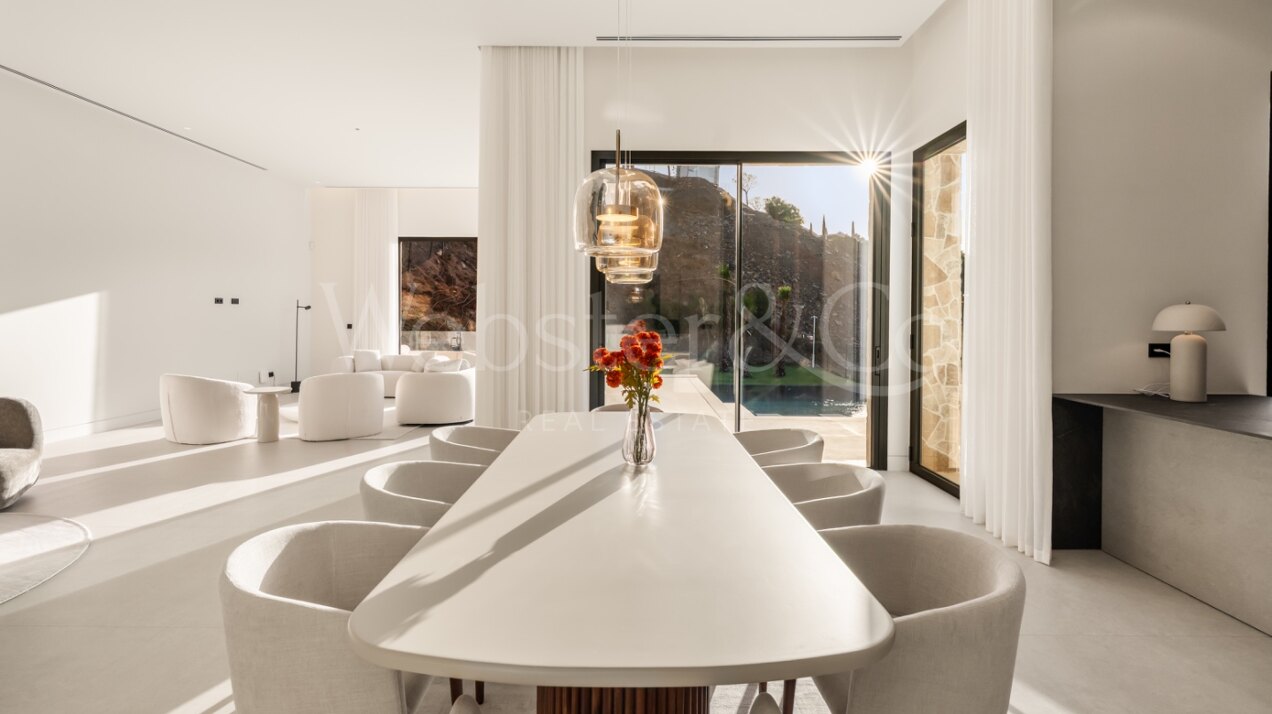 Villa Jade - Rare Opportunity in Marbella East