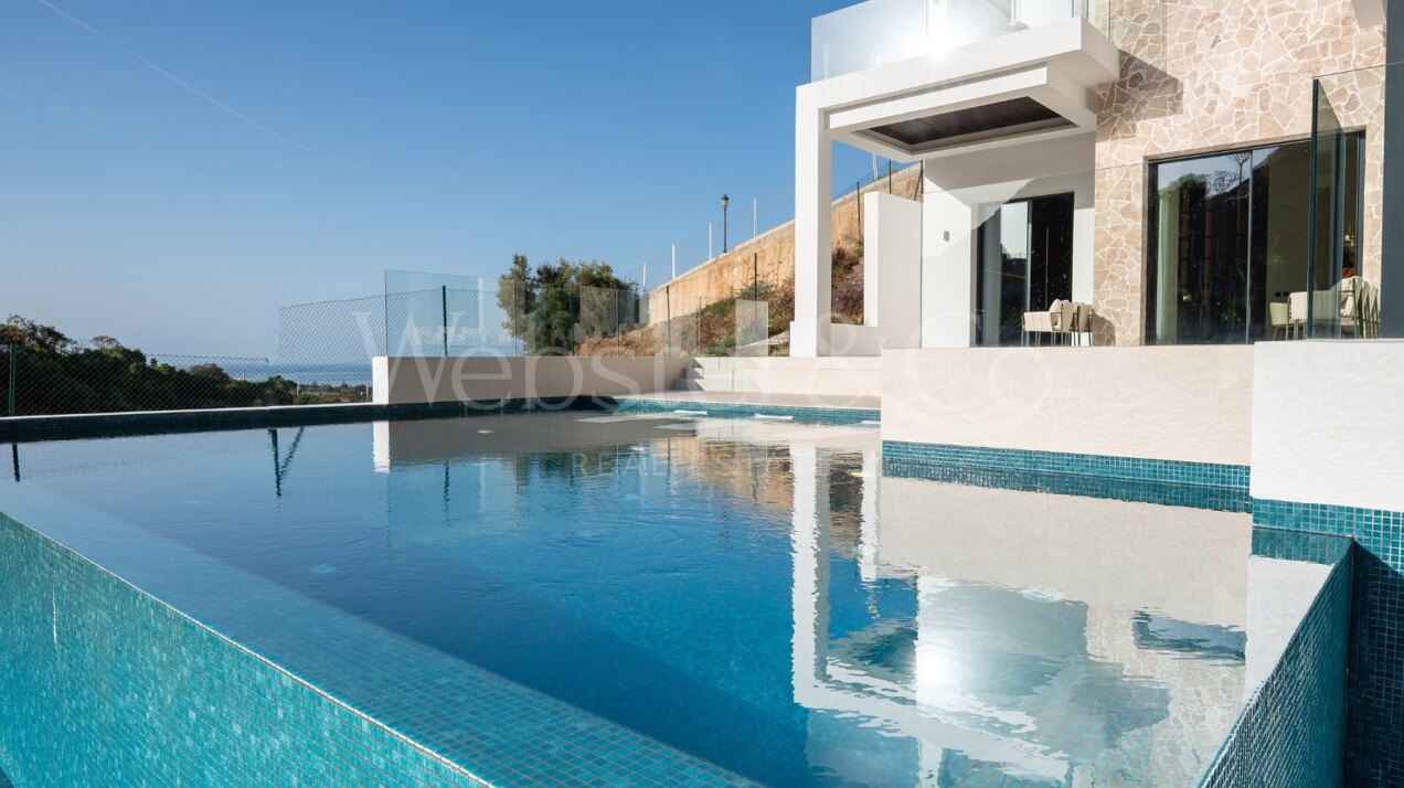 Villa Jade - Rare Opportunity in Marbella East
