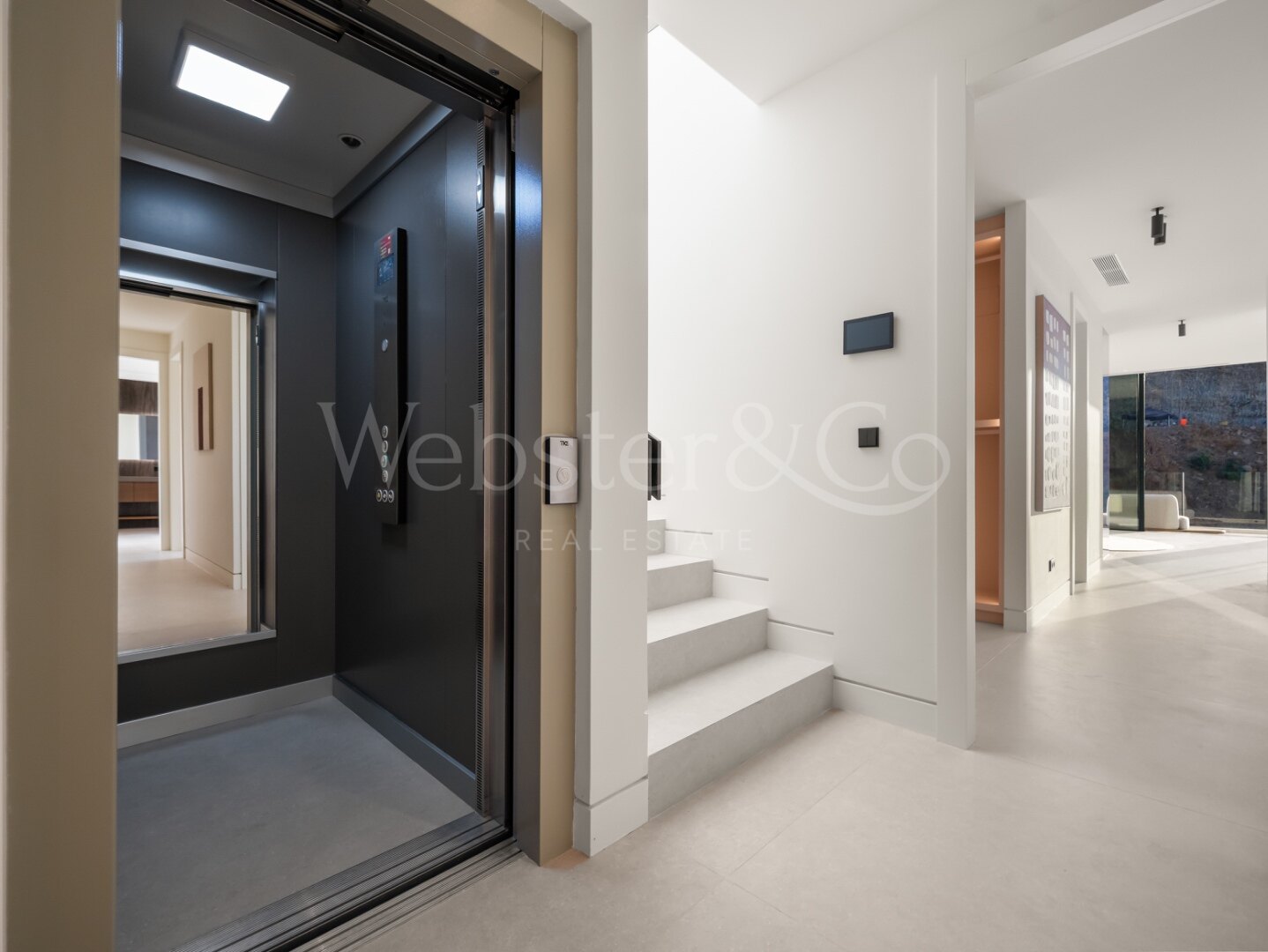 Villa Jade - Rare Opportunity in Marbella East