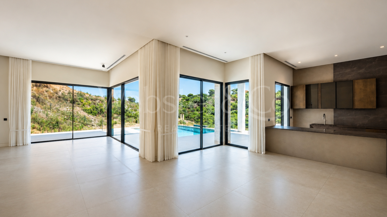 Villa Jade - Rare Opportunity in Marbella East
