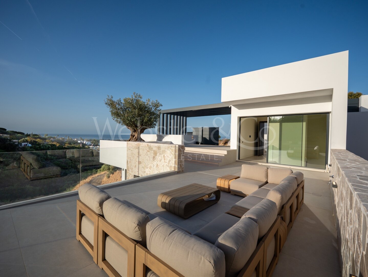 Villa Jade - Rare Opportunity in Marbella East