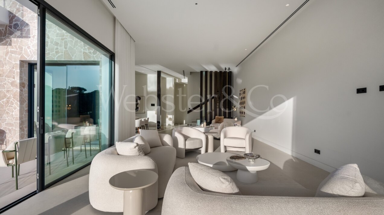 Villa Jade - Rare Opportunity in Marbella East