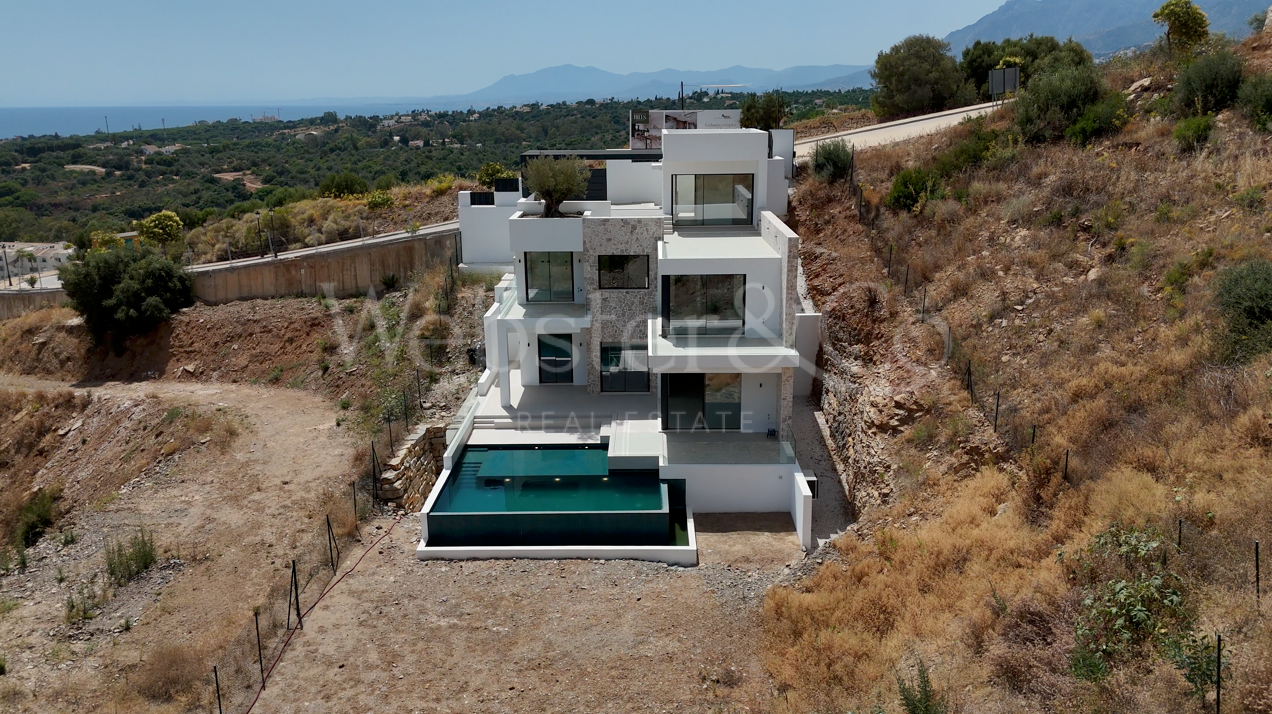 Villa Jade - Rare Opportunity in Marbella East