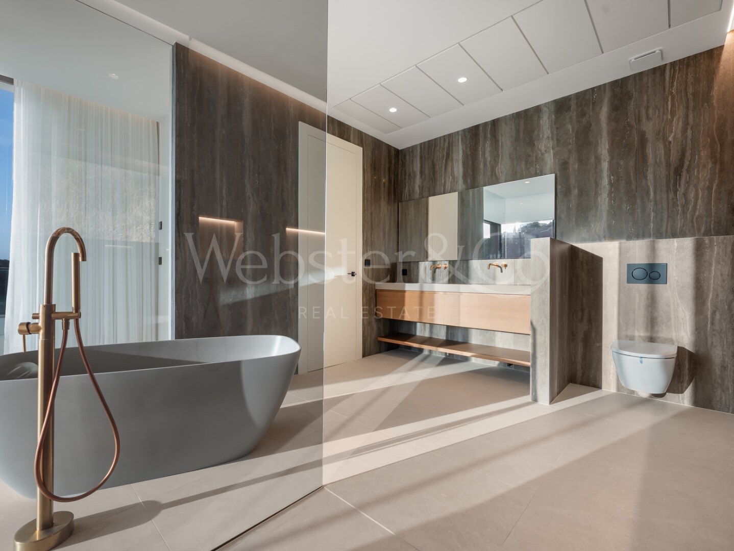 Villa Jade - Rare Opportunity in Marbella East
