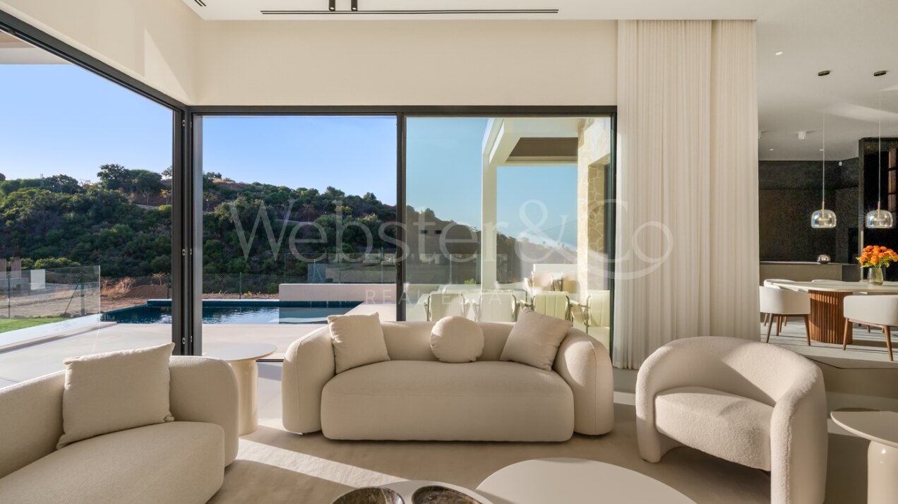 Villa Jade - Rare Opportunity in Marbella East