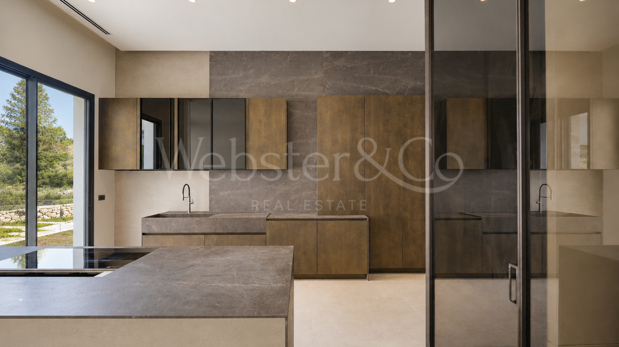 Villa Jade - Rare Opportunity in Marbella East