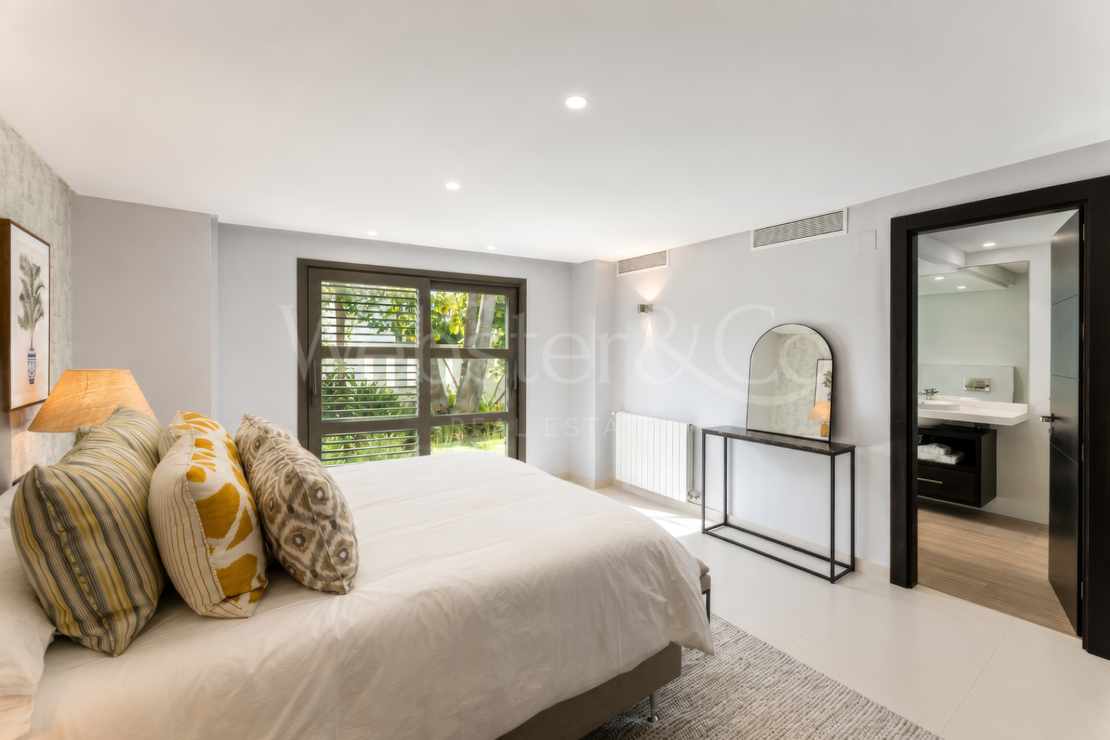 The Cerquilla Gardens - Una Villa Atemporal, Nueva Andalucía