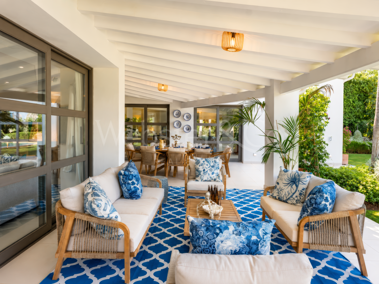 The Cerquilla Gardens - Una Villa Atemporal, Nueva Andalucía