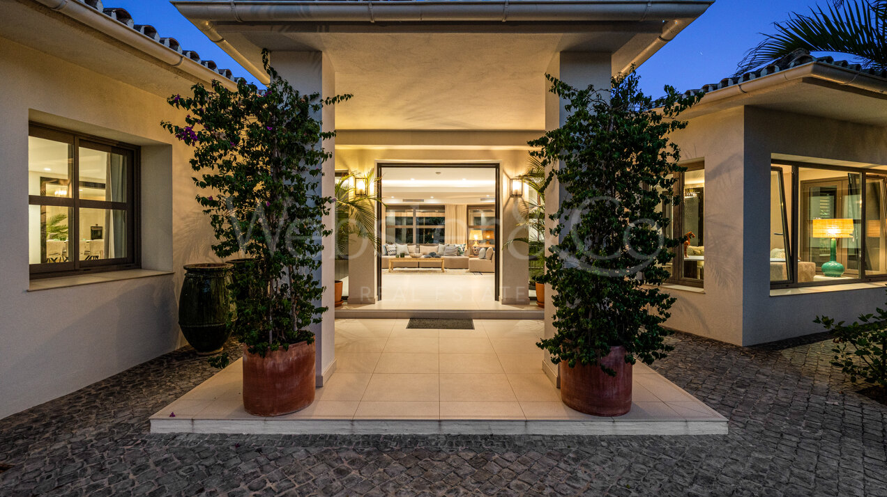 The Cerquilla Gardens - A Timeless Villa, Nueva Andalucia
