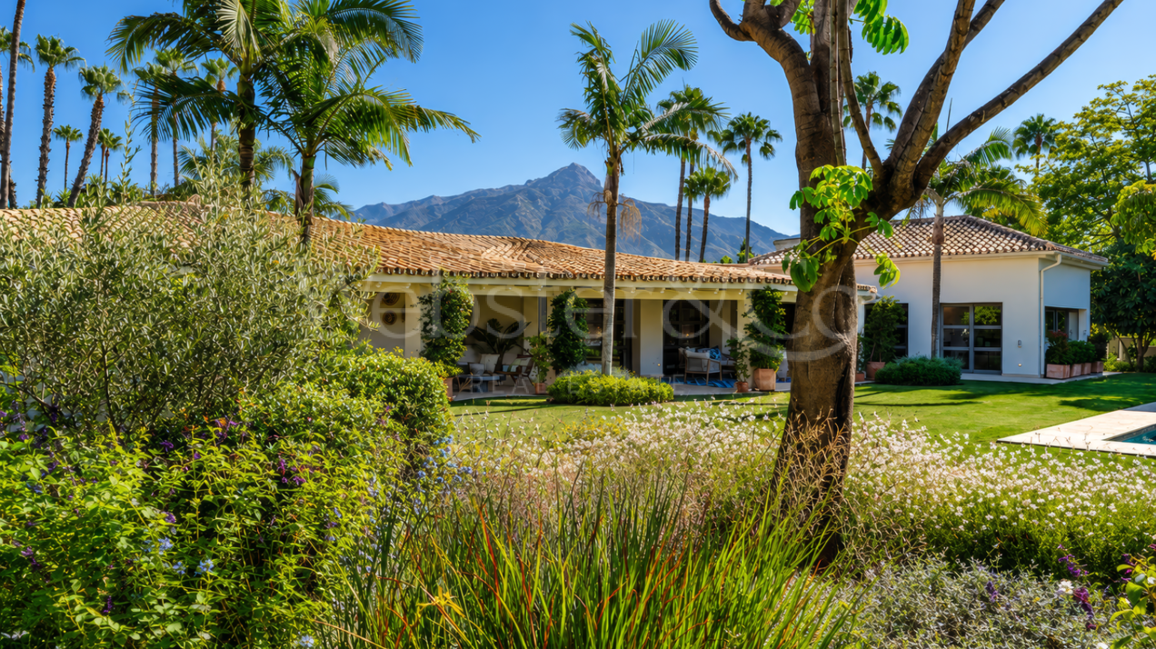 The Cerquilla Gardens - A Timeless Villa, Nueva Andalucia