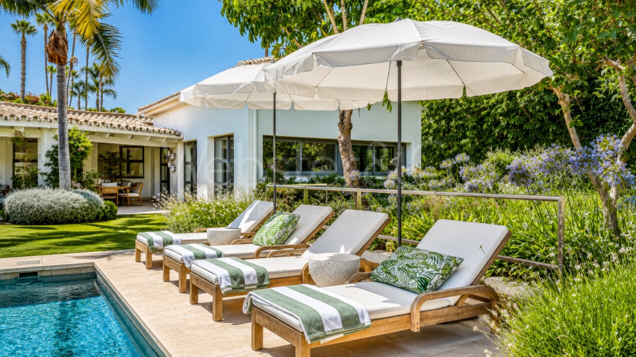 The Cerquilla Gardens - A Timeless Villa, Nueva Andalucia