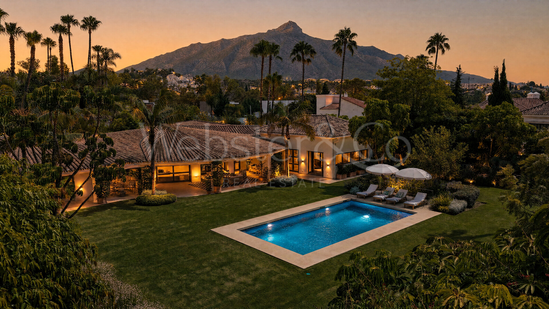 The Cerquilla Gardens - Una Villa Atemporal, Nueva Andalucía