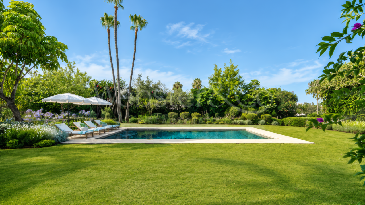 The Cerquilla Gardens - A Timeless Villa, Nueva Andalucia