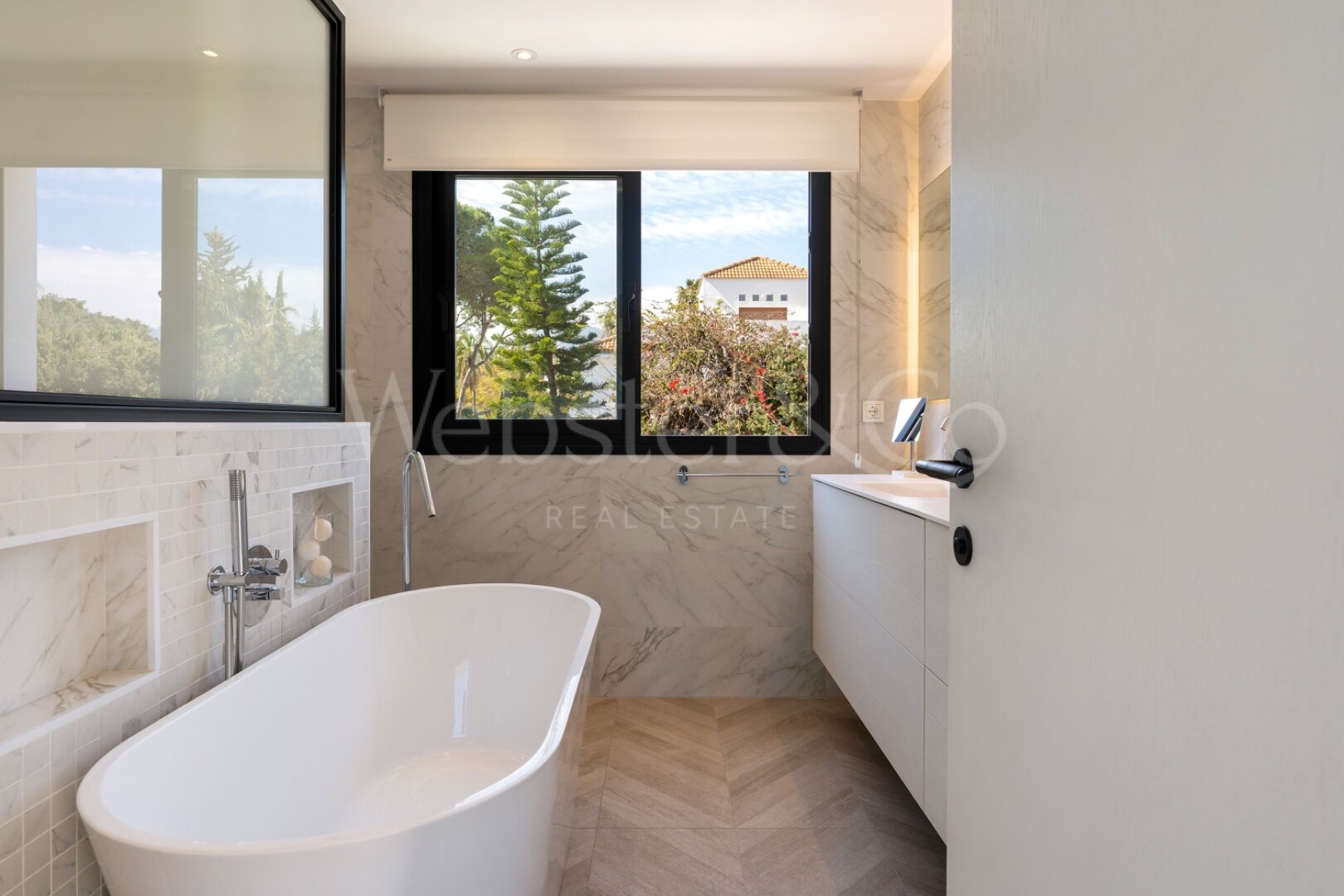 Villa Laura - Privacy & Luxury, Nueva Andalucia