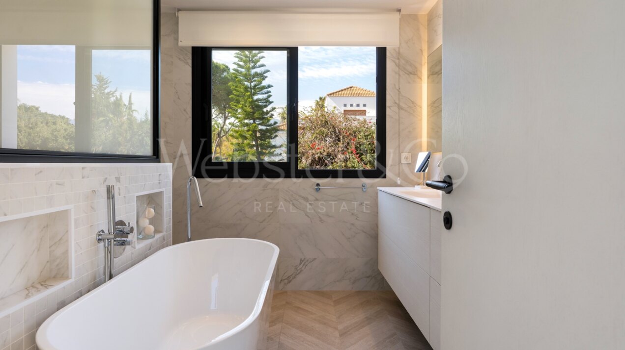 Villa Laura - Privacy & Luxury, Nueva Andalucia
