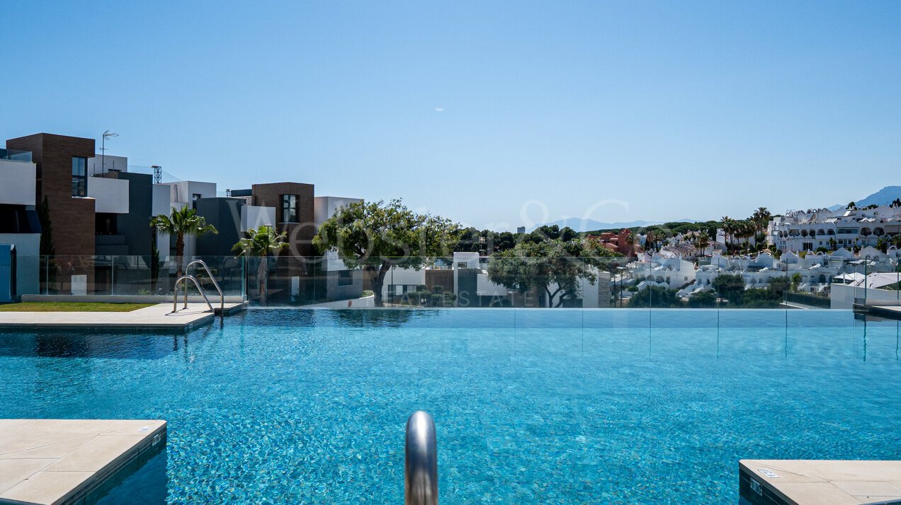 Apartment Nirvana - Golf Front Luxury, Cabopino