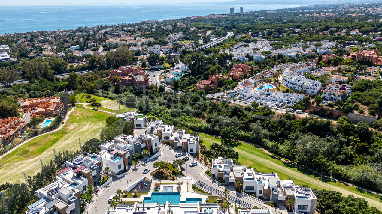 Apartment Nirvana - Golf Front Luxury, Cabopino