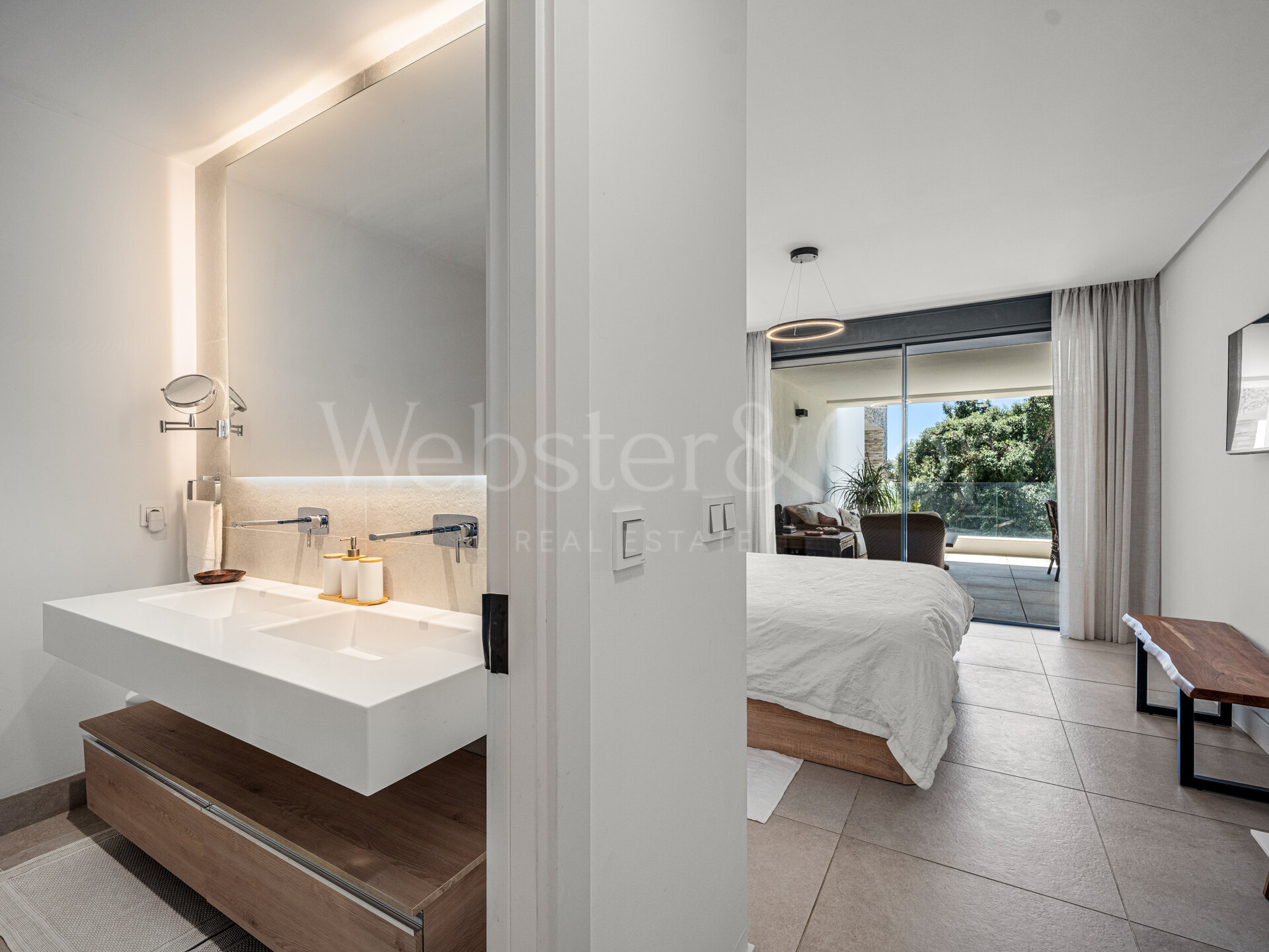 Apartment Nirvana - Lujo Enfrente de Golf, Cabopino