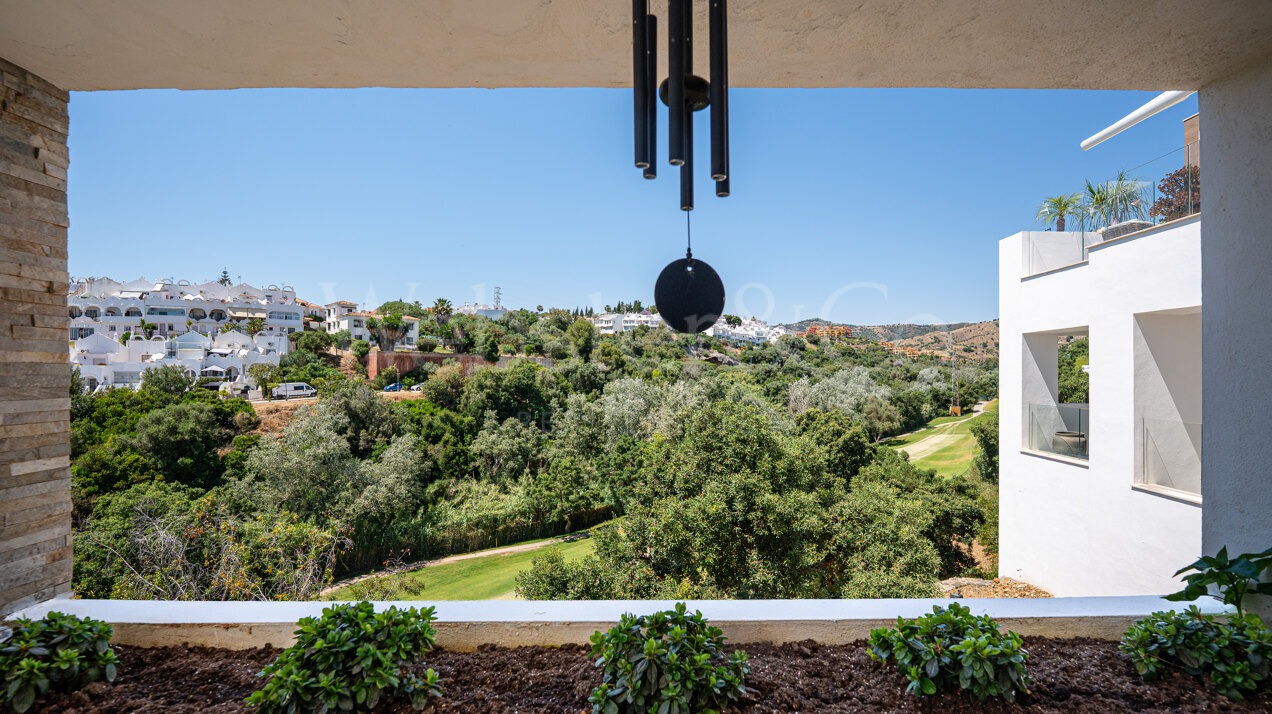 Apartment Nirvana - Golf Front Luxury, Cabopino