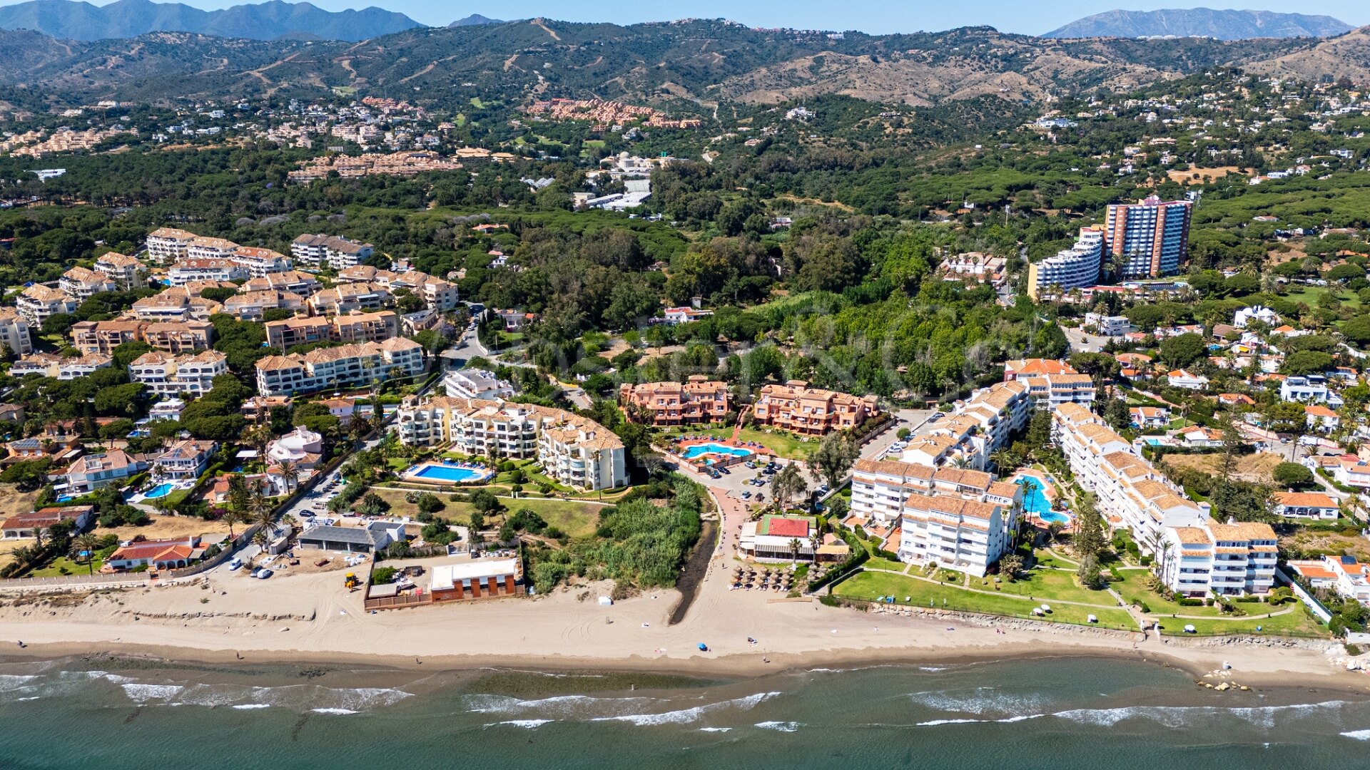 Apartment The Woods - Secluded Renovation Project, Elviria