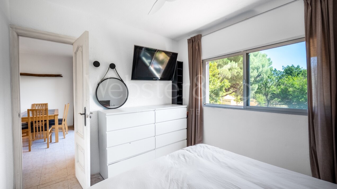 Apartment The Woods - Secluded Renovation Project, Elviria